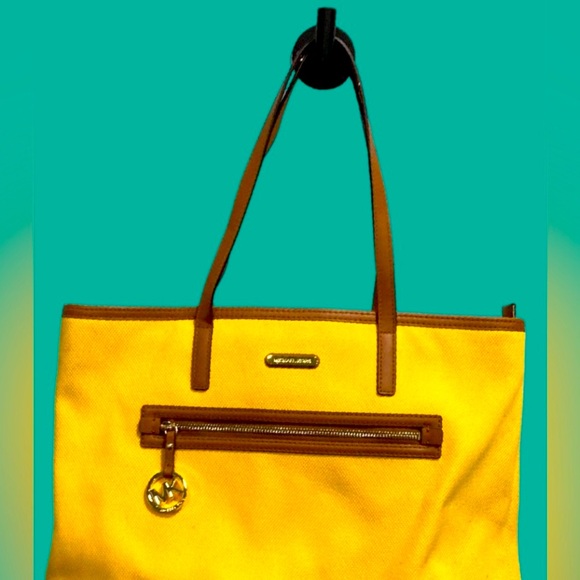 Michael Kors Kempton Canvas Large Tote Bag Sunshine Yellow EUC - Picture 2 of 9